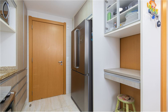 Imagem Apartamento com 3 Quartos à Venda, 120 m² em Menino Deus - Porto Alegre Imagem Apartamento com 3 Quartos à Venda, 120 m² em Menino Deus - Porto Alegre
