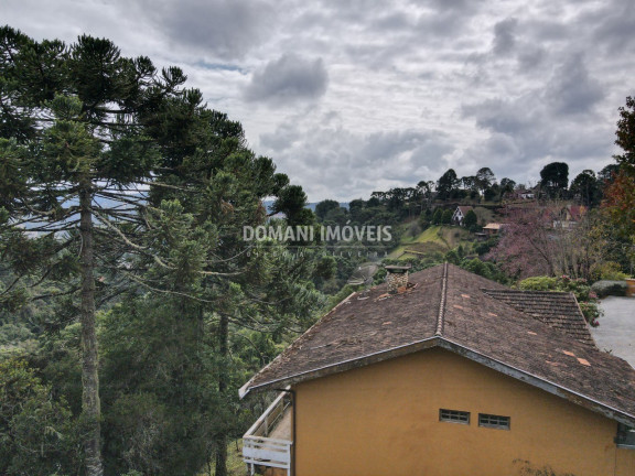 Imagem Casa com 4 Quartos à Venda, 424 m² em Região Do Alto Do Capivari - Campos Do Jordão Imagem Casa com 4 Quartos à Venda, 424 m² em Região Do Alto Do Capivari - Campos Do Jordão