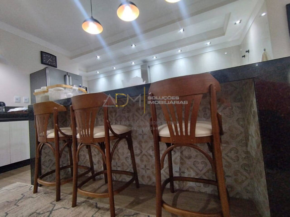 Imagem Casa com 3 Quartos à Venda, 200 m² em Centro - Botucatu Imagem Casa com 3 Quartos à Venda, 200 m² em Centro - Botucatu