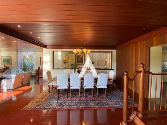 Imagem Casa com 8 Quartos à Venda, 1.776 m² em Albuquerque - Teresópolis Imagem Casa com 8 Quartos à Venda, 1.776 m² em Albuquerque - Teresópolis