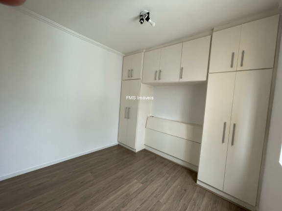 Imagem Imóvel com 3 Quartos à Venda, 90 m² em Moema - São Paulo Imagem Imóvel com 3 Quartos à Venda, 90 m² em Moema - São Paulo