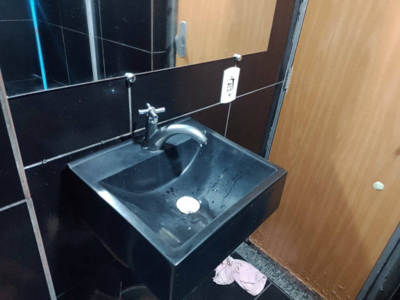 Imagem Casa à Venda,  em Ramos - Rio De Janeiro