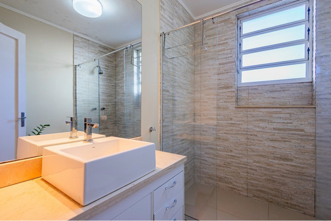 Imagem Apartamento com 2 Quartos à Venda, 91 m² em Petrópolis - Porto Alegre Imagem Apartamento com 2 Quartos à Venda, 91 m² em Petrópolis - Porto Alegre