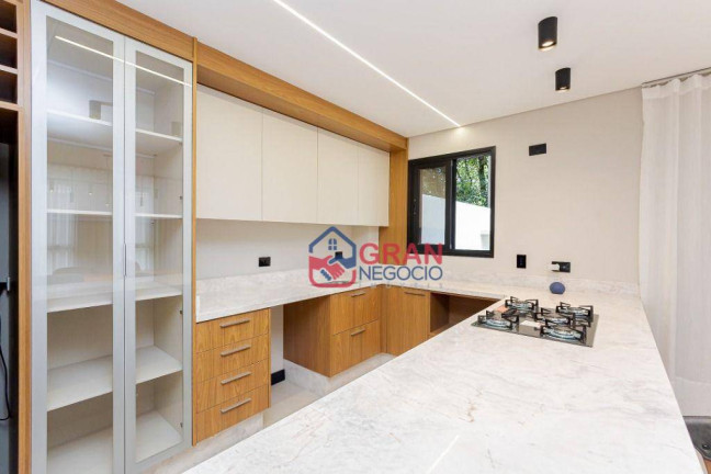 Imagem Sobrado com 3 Quartos para Alugar, 191 m² em Santa Felicidade - Curitiba Imagem Sobrado com 3 Quartos para Alugar, 191 m² em Santa Felicidade - Curitiba