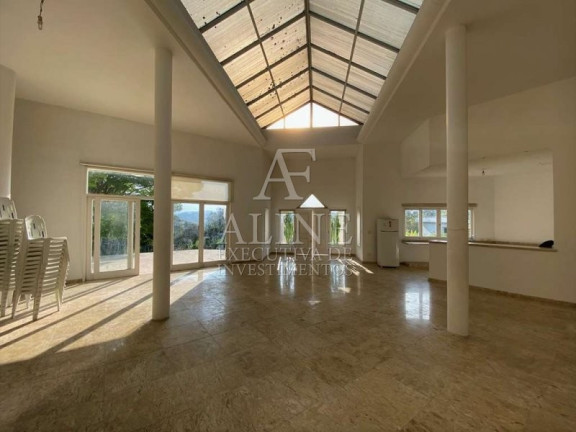 Imagem Casa com 5 Quartos à Venda, 350 m² em Chácara Dos Junqueiras - Carapicuíba
