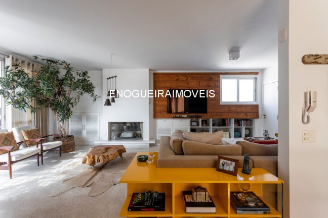 Imagem Imóvel com 2 Quartos à Venda, 192 m² em Pinheiros - São Paulo Imagem Imóvel com 2 Quartos à Venda, 192 m² em Pinheiros - São Paulo