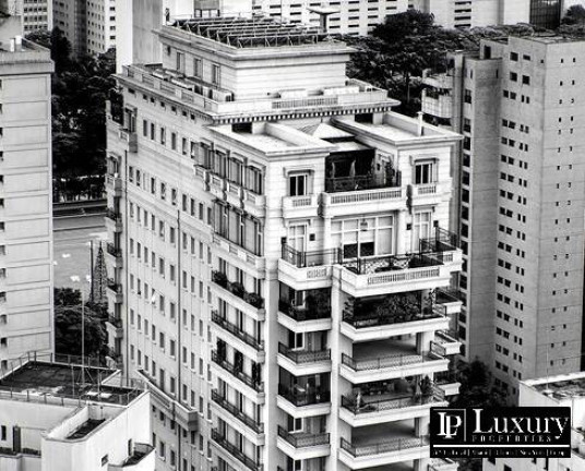 Imagem Apartamento com 5 Quartos à Venda, 812 m² em Jardim Europa - São Paulo Imagem Apartamento com 5 Quartos à Venda, 812 m² em Jardim Europa - São Paulo