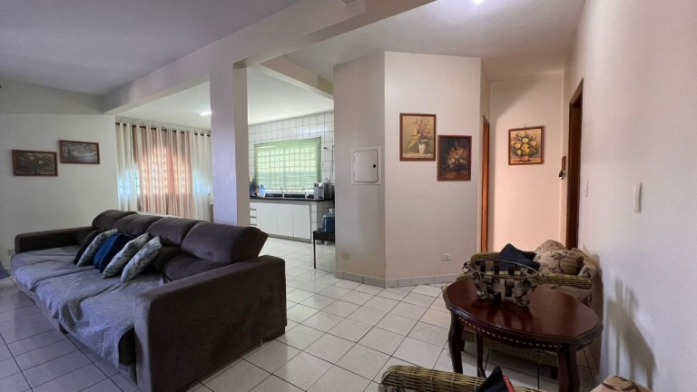 Imagem Sobrado com 3 Quartos à Venda, 316 m² em Setor Jaó - Goiânia Imagem Sobrado com 3 Quartos à Venda, 316 m² em Setor Jaó - Goiânia
