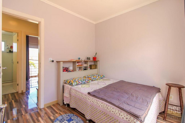 Imagem Casa de Condomínio com 3 Quartos à Venda, 96 m² em Ipanema - Porto Alegre Imagem Casa de Condomínio com 3 Quartos à Venda, 96 m² em Ipanema - Porto Alegre