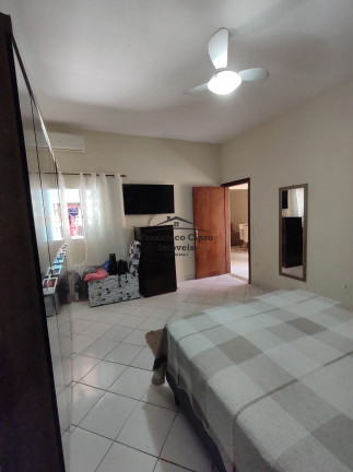 Imagem Casa com 4 Quartos à Venda, em Vila Dos Comerciários Ii - Lorena Imagem Casa com 4 Quartos à Venda, em Vila Dos Comerciários Ii - Lorena