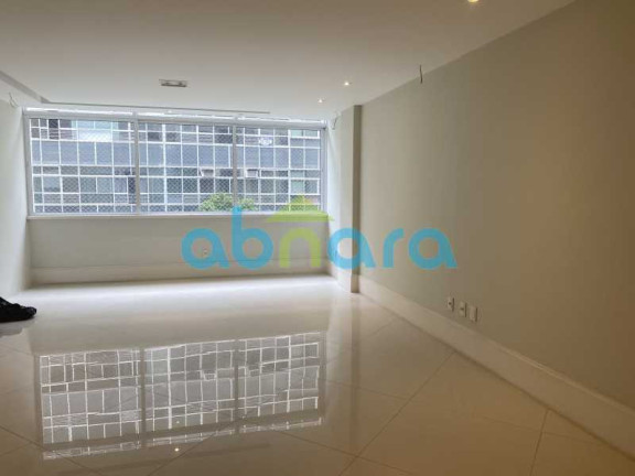 Imagem Apartamento com 3 Quartos à Venda, 210 m² em Copacabana - Rio De Janeiro Imagem Apartamento com 3 Quartos à Venda, 210 m² em Copacabana - Rio De Janeiro