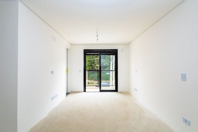 Imagem Sobrado com 3 Quartos à Venda, 190 m² em Vista Alegre - Curitiba