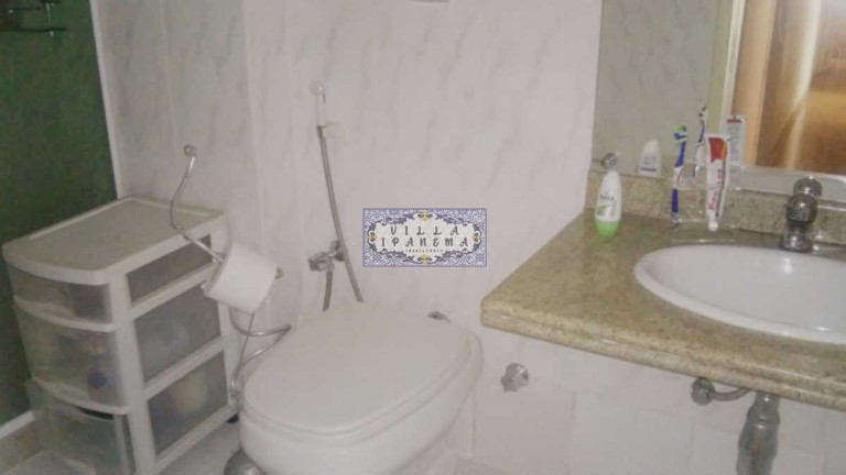Imagem Apartamento com 4 Quartos à Venda, 212 m² em Icaraí - Niterói