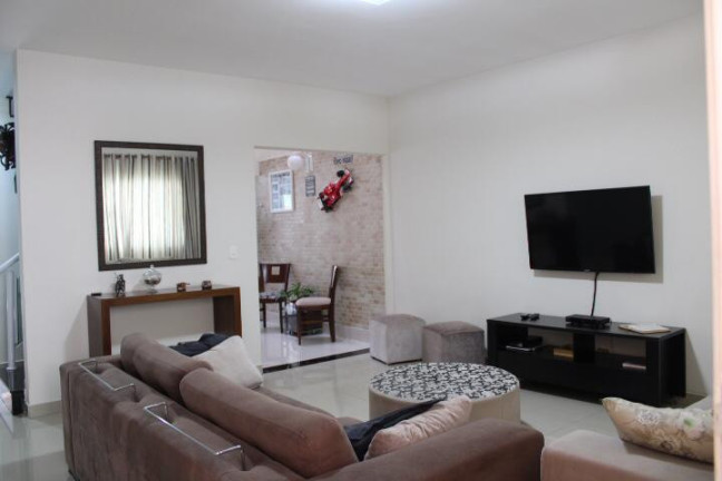 Imagem Casa com 3 Quartos à Venda, 165 m² em Anália Franco - São Paulo