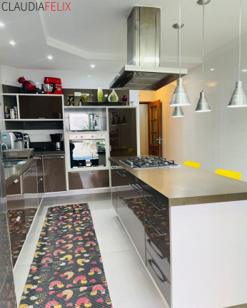 Imagem Casa com 3 Quartos à Venda, 154 m² em Canto Do Forte - Praia Grande Imagem Casa com 3 Quartos à Venda, 154 m² em Canto Do Forte - Praia Grande