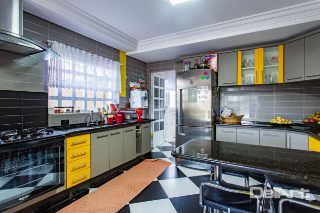 Imagem Casa com 3 Quartos à Venda, 432 m² em Rebouças - Curitiba Imagem Casa com 3 Quartos à Venda, 432 m² em Rebouças - Curitiba