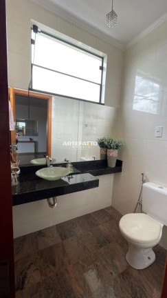 Imagem Apartamento com 3 Quartos à Venda, 180 m² Imagem Apartamento com 3 Quartos à Venda, 180 m²