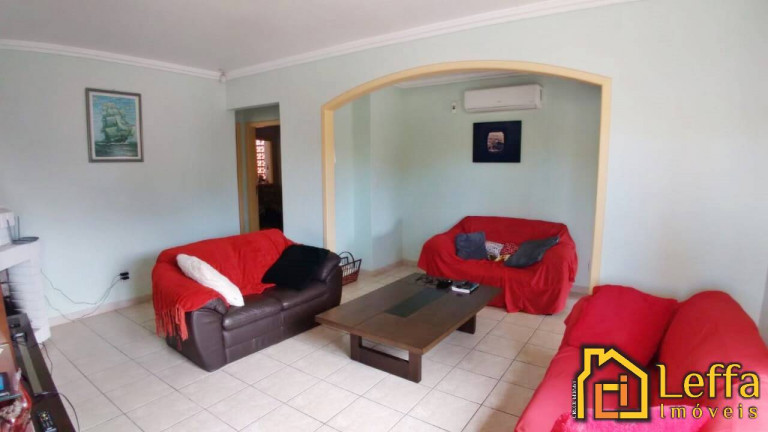 Imagem Casa com 4 Quartos à Venda, 300 m² em Capão Novo - Capão Da Canoa Imagem Casa com 4 Quartos à Venda, 300 m² em Capão Novo - Capão Da Canoa
