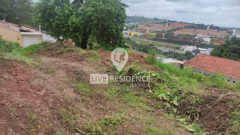 Terreno à Venda, 1 m² em Jardim São Luiz Ii - Itatiba