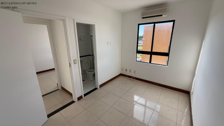 Imagem Imóvel com 3 Quartos à Venda, 75 m² em Imbuí - Salvador