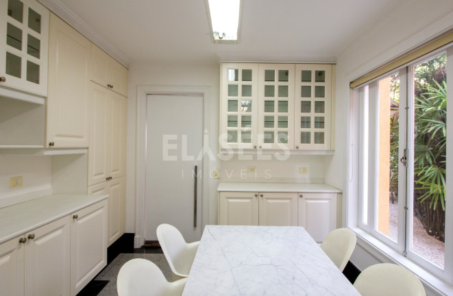 Imagem Sobrado com 3 Quartos à Venda, 568 m² em Jardim Guedala - São Paulo Imagem Sobrado com 3 Quartos à Venda, 568 m² em Jardim Guedala - São Paulo