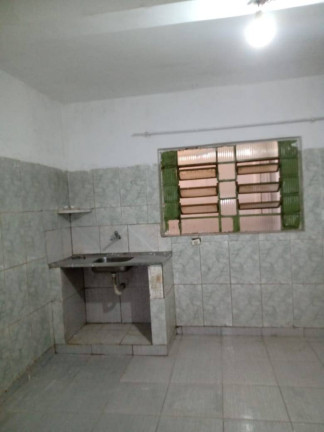 Casa com 1 Quarto para Alugar,  em Taboão - Diadema