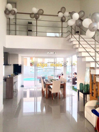 Imagem Casa com 5 Quartos à Venda, 370 m² em Condominio Quintas Do Lago - Xangri-lá Imagem Casa com 5 Quartos à Venda, 370 m² em Condominio Quintas Do Lago - Xangri-lá
