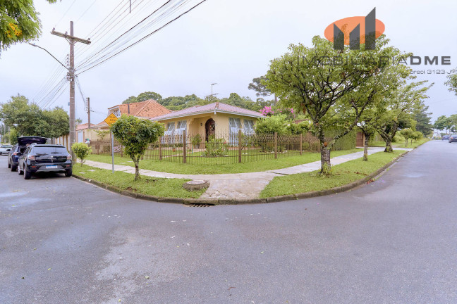 Imagem Casa com 3 Quartos à Venda, 200 m² em São Braz - Curitiba