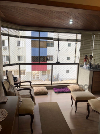 Imagem Apartamento com 2 Quartos à Venda, 110 m² em Menino Deus - Porto Alegre Imagem Apartamento com 2 Quartos à Venda, 110 m² em Menino Deus - Porto Alegre