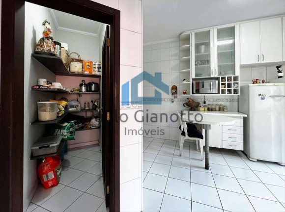 Imagem Casa de Condomínio com 3 Quartos à Venda, 360 m² em Granja Viana - Cotia