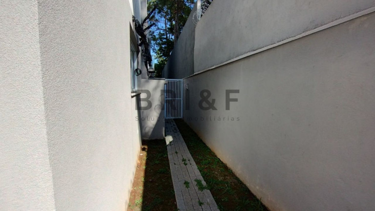 Imagem Casa com 3 Quartos à Venda, 335 m² em Jardim Prudência - São Paulo Imagem Casa com 3 Quartos à Venda, 335 m² em Jardim Prudência - São Paulo