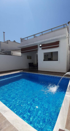 Imagem Casa de Condomínio com 2 Quartos à Venda, 190 m² em Wanel Ville - Sorocaba