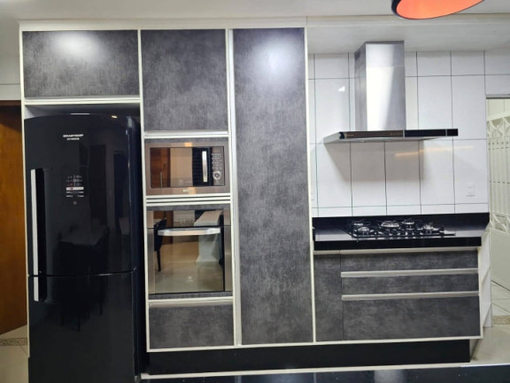 Imagem Sobrado com 3 Quartos à Venda, 177 m² em Vila Tolstoi - São Paulo