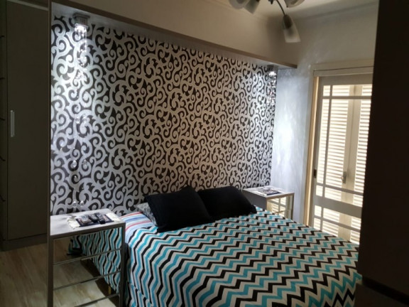 Imagem Casa com 4 Quartos à Venda, 369 m² em Sarandi - Porto Alegre Imagem Casa com 4 Quartos à Venda, 369 m² em Sarandi - Porto Alegre