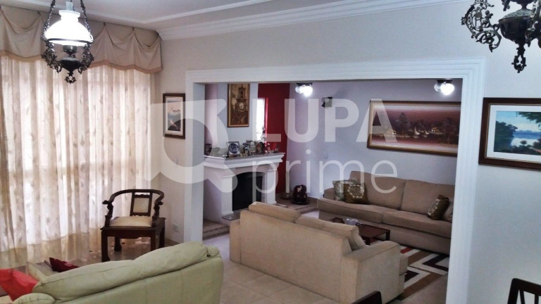 Casa com 4 Quartos à Venda, 345 m² em Tremembé - São Paulo