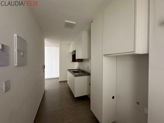 Imagem Imóvel com 2 Quartos à Venda, 76 m² em Canto Do Forte - Praia Grande Imagem Imóvel com 2 Quartos à Venda, 76 m² em Canto Do Forte - Praia Grande