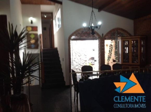 Imagem Casa com 7 Quartos à Venda, 350 m² em Ouro Preto - Belo Horizonte Imagem Casa com 7 Quartos à Venda, 350 m² em Ouro Preto - Belo Horizonte
