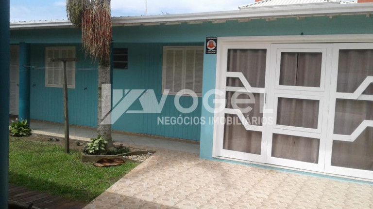 Imagem Casa com 6 Quartos à Venda, 184 m² em Centro - Capao Da Canoa Imagem Casa com 6 Quartos à Venda, 184 m² em Centro - Capao Da Canoa