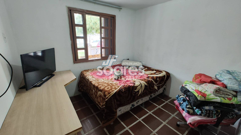 Imagem Casa com 5 Quartos à Venda, 170 m² em Laranjal - Pelotas Imagem Casa com 5 Quartos à Venda, 170 m² em Laranjal - Pelotas