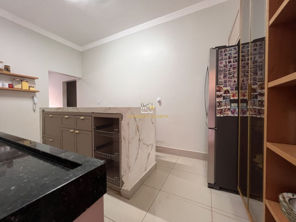 Imagem Casa com 3 Quartos à Venda, 202 m² em Afonso Queiroz - Patos De Minas Imagem Casa com 3 Quartos à Venda, 202 m² em Afonso Queiroz - Patos De Minas