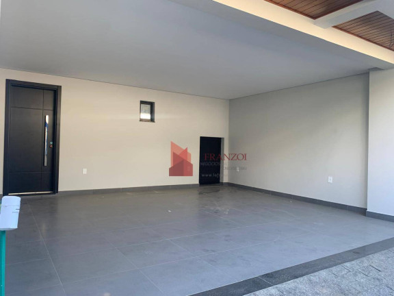 Imagem Sobrado com 3 Quartos à Venda, 226 m² em Centro - Itajaí Imagem Sobrado com 3 Quartos à Venda, 226 m² em Centro - Itajaí