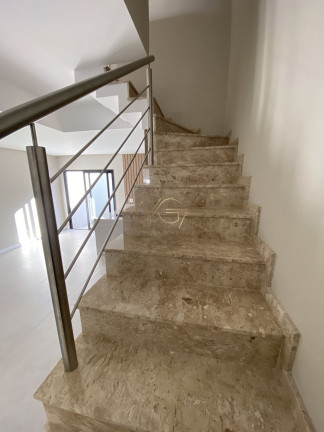 Imagem Casa de Condomínio com 3 Quartos à Venda, 110 m² em Boqueirão - Curitiba Imagem Casa de Condomínio com 3 Quartos à Venda, 110 m² em Boqueirão - Curitiba
