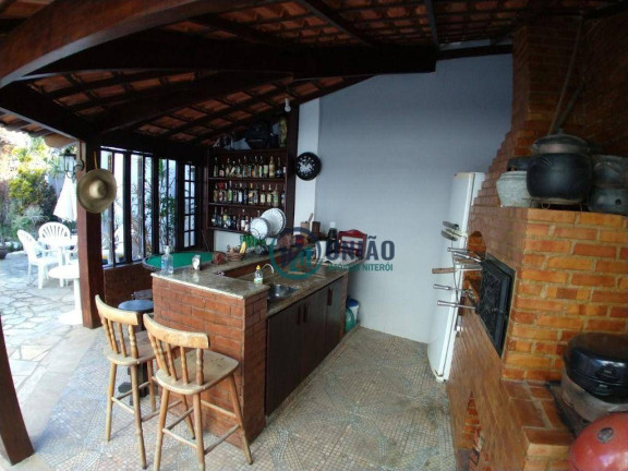 Imagem Casa com 3 Quartos à Venda, 260 m² em Itaipu - Niterói Imagem Casa com 3 Quartos à Venda, 260 m² em Itaipu - Niterói