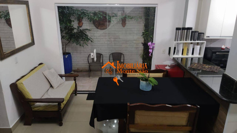 Imagem Sobrado com 3 Quartos à Venda, 247 m² em Picanço - Guarulhos Imagem Sobrado com 3 Quartos à Venda, 247 m² em Picanço - Guarulhos