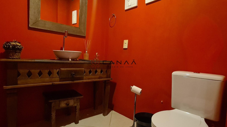 Imagem Casa com 11 Quartos à Venda, 2.000 m² em Ferradura - Armação Dos Búzios Imagem Casa com 11 Quartos à Venda, 2.000 m² em Ferradura - Armação Dos Búzios