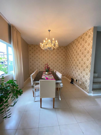 Imagem Casa com 4 Quartos à Venda ou Temporada, 300 m²em Buraquinho - Lauro De Freitas Imagem Casa com 4 Quartos à Venda ou Temporada, 300 m²em Buraquinho - Lauro De Freitas