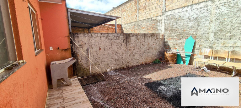 Imagem Casa com 2 Quartos à Venda, 100 m² em Esmeralda - Cascavel
