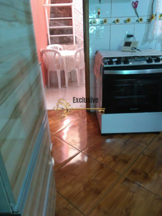 Imagem Casa com 3 Quartos à Venda, 204 m² em Vila Pires - Santo André