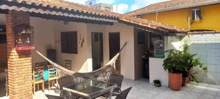 Imagem Casa com 3 Quartos à Venda, 270 m² em Guilhermina - Praia Grande