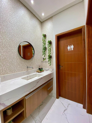 Imagem Casa de Condomínio com 3 Quartos à Venda, 210 m²